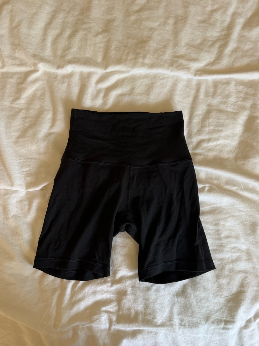 Lululemon align 6 inch shorts